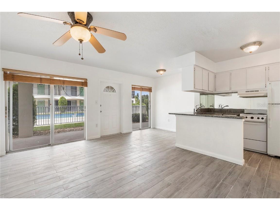 4035 S School Avenue #C3 Sarasota FL 34231 A4665060 image5