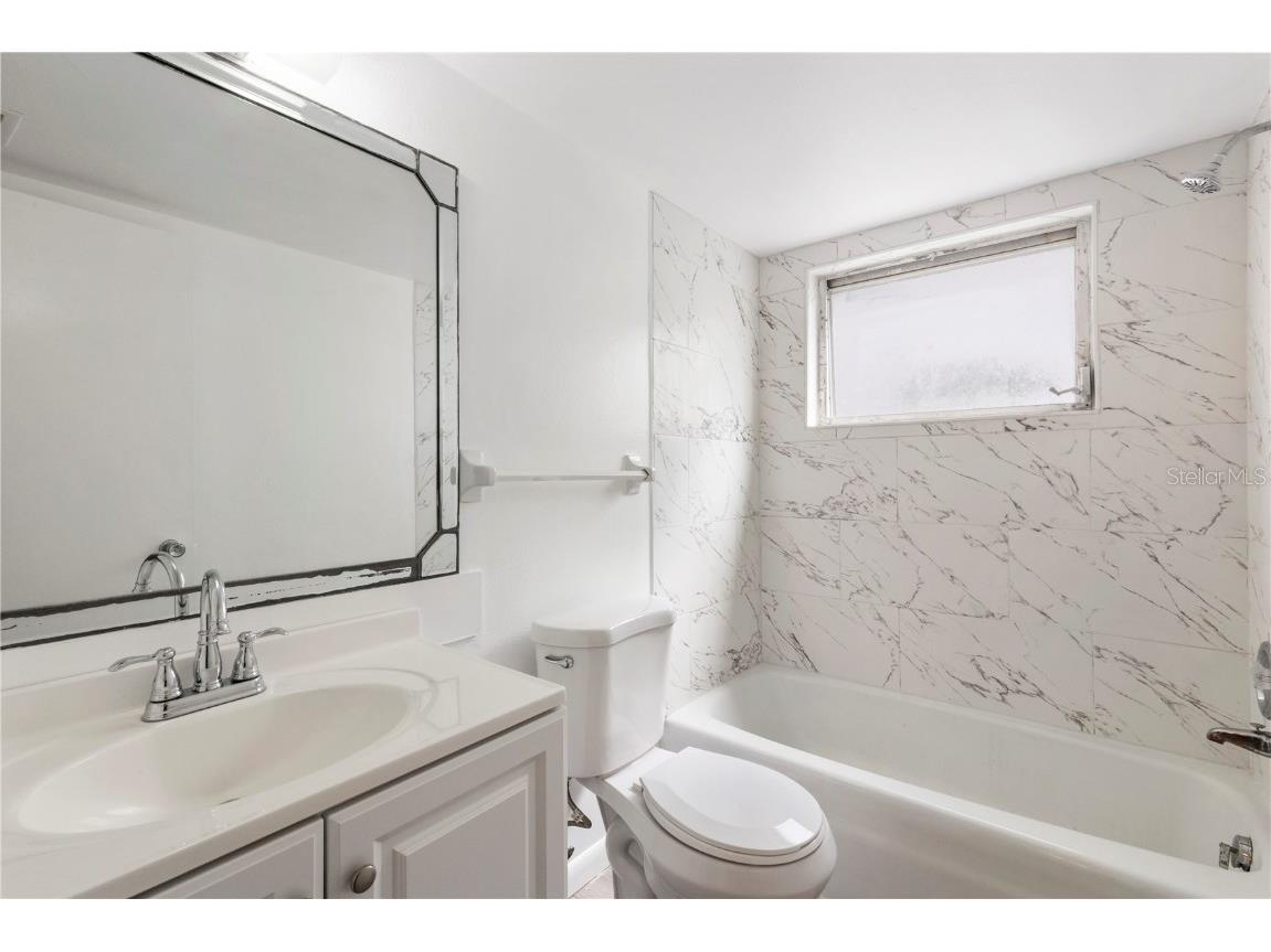 4035 S School Avenue #C3 Sarasota FL 34231 A4665060 image9