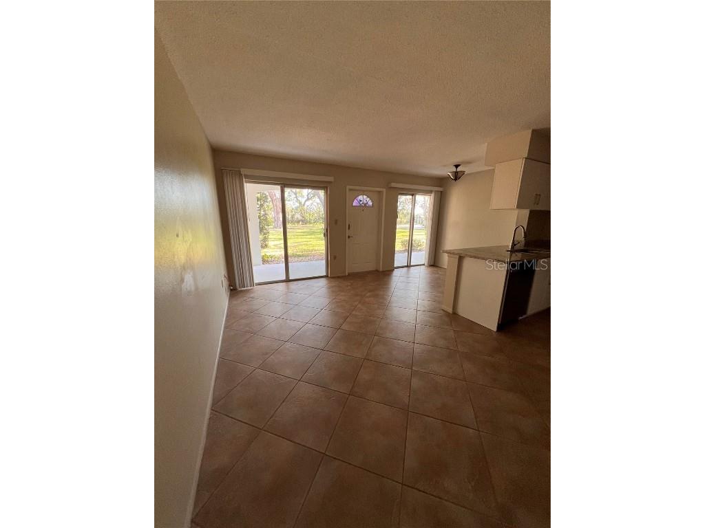 4035 S School Avenue #D3 Sarasota FL 34231 A4652008 image2