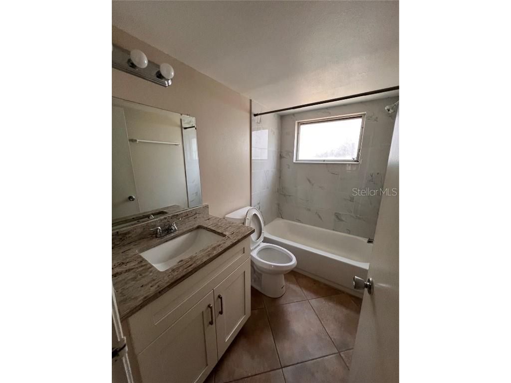 4035 S School Avenue #D3 Sarasota FL 34231 A4652008 image6