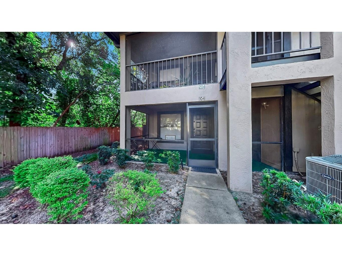 4036 Angel Oak Court #104 Tampa FL 33613 TB8437932 image1