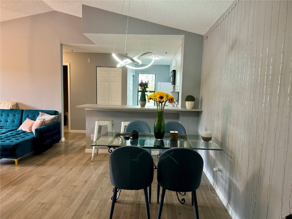 4036 Crockers Lake Boulevard #21 Sarasota FL 34238 A4670719 image2