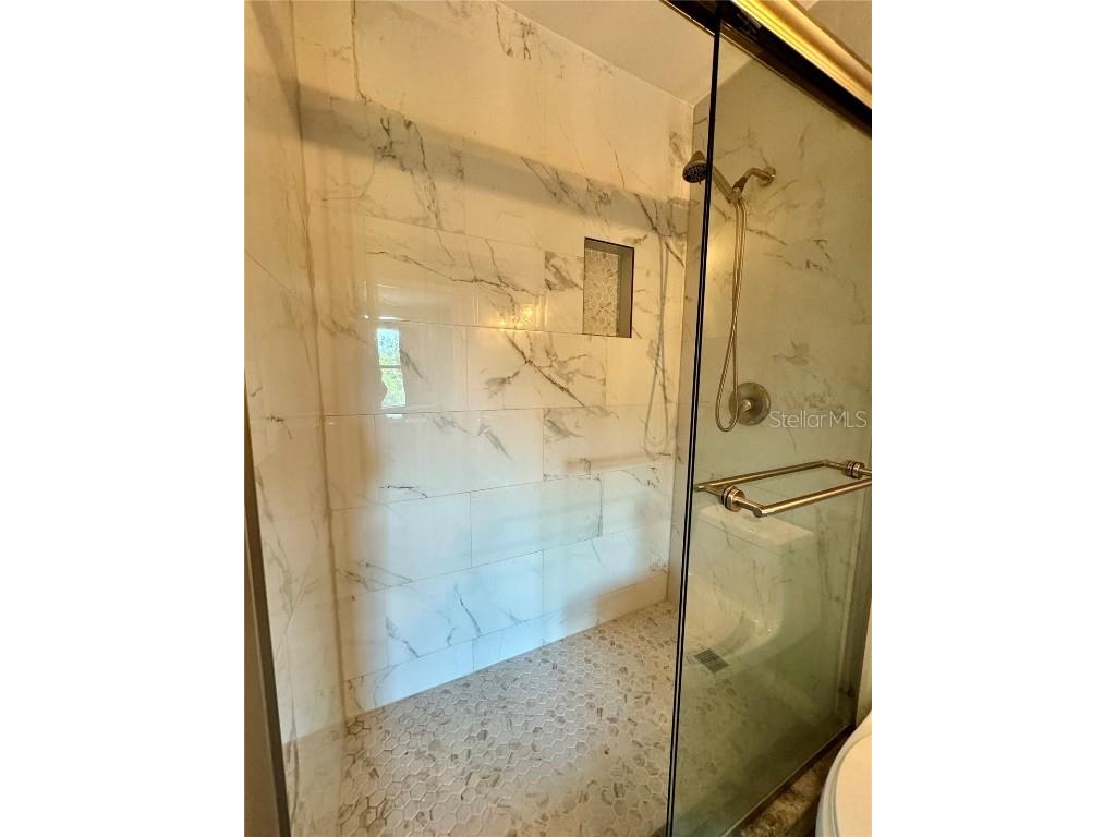 4036 Crockers Lake Boulevard #21 Sarasota FL 34238 A4670719 image8