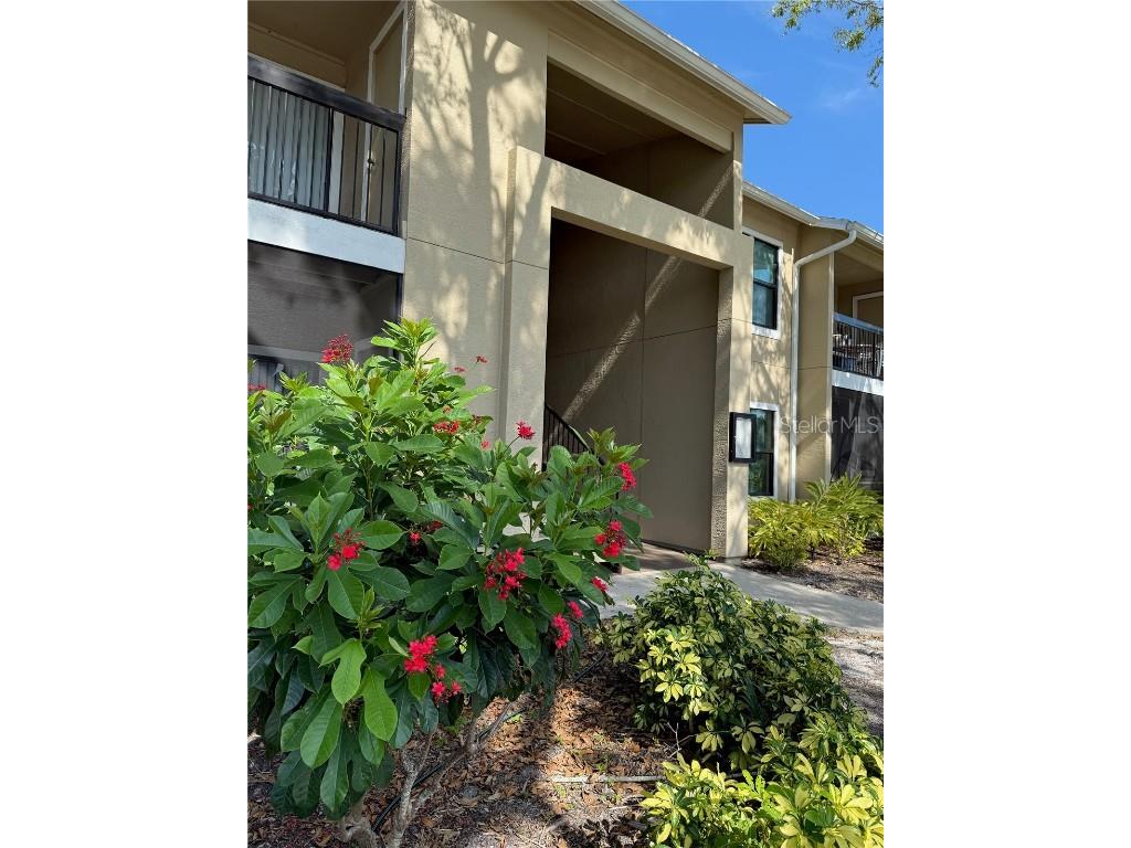 4037 Crockers Lake Boulevard #14 Sarasota FL 34238 A4653075 image1