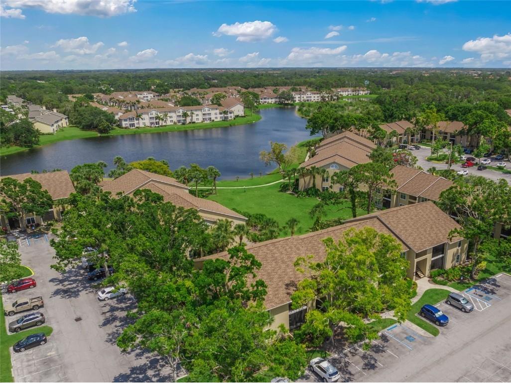 4037 Crockers Lake Boulevard #17 Sarasota FL 34238 A4652068 image1