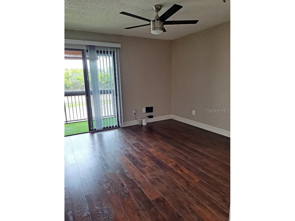 4037 Crockers Lake Boulevard #25 Sarasota FL 34238 C7524221 image3