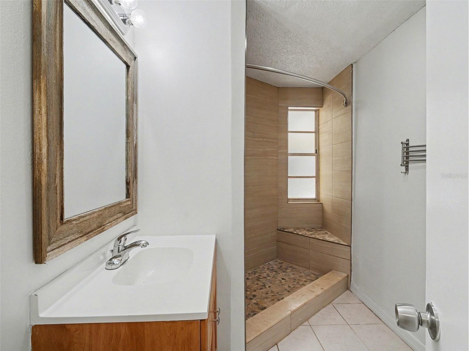 4037 Maverick Avenue Sarasota FL 34233 O6397987 image14