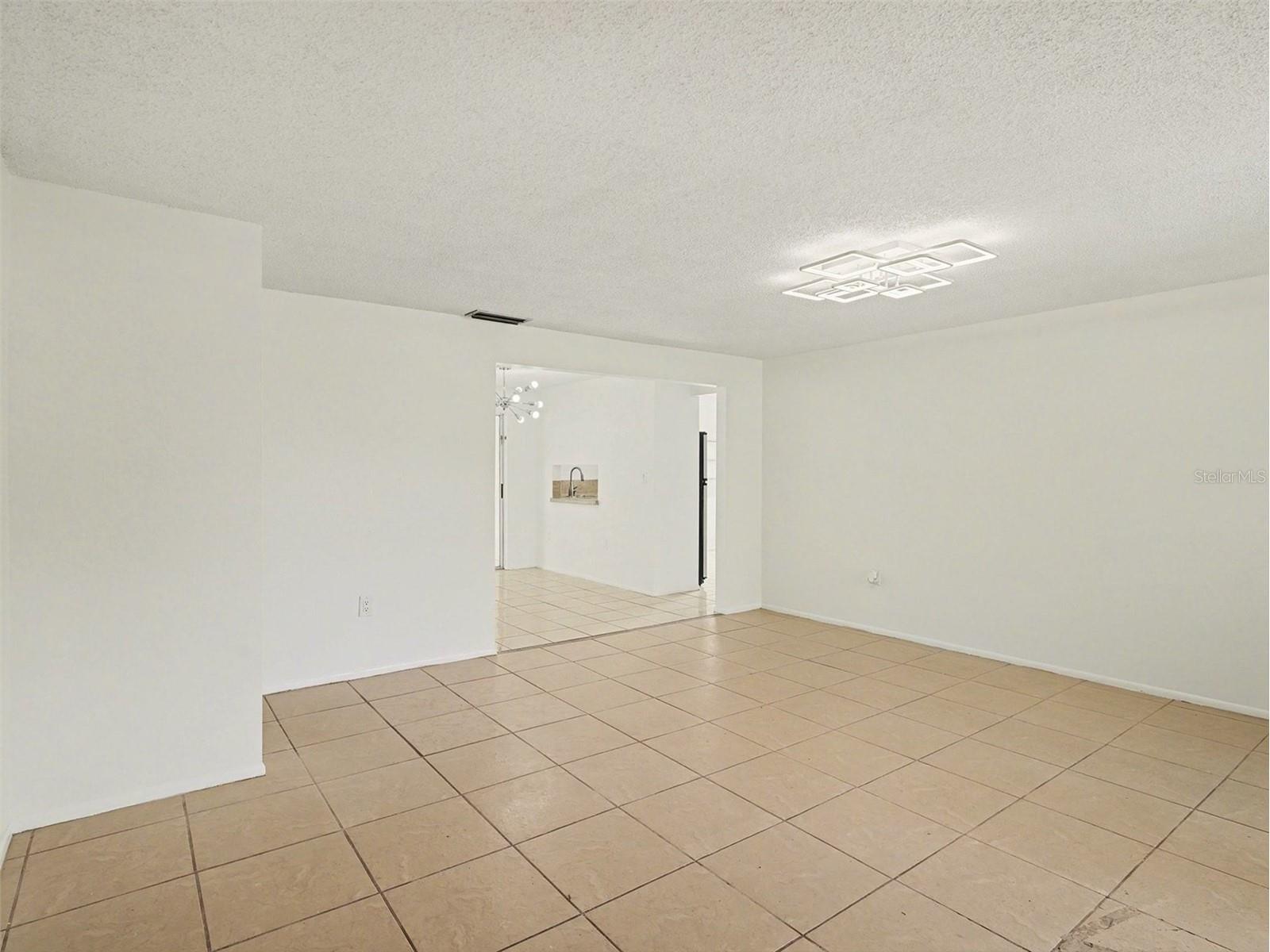 4037 Maverick Avenue Sarasota FL 34233 O6397987 image5