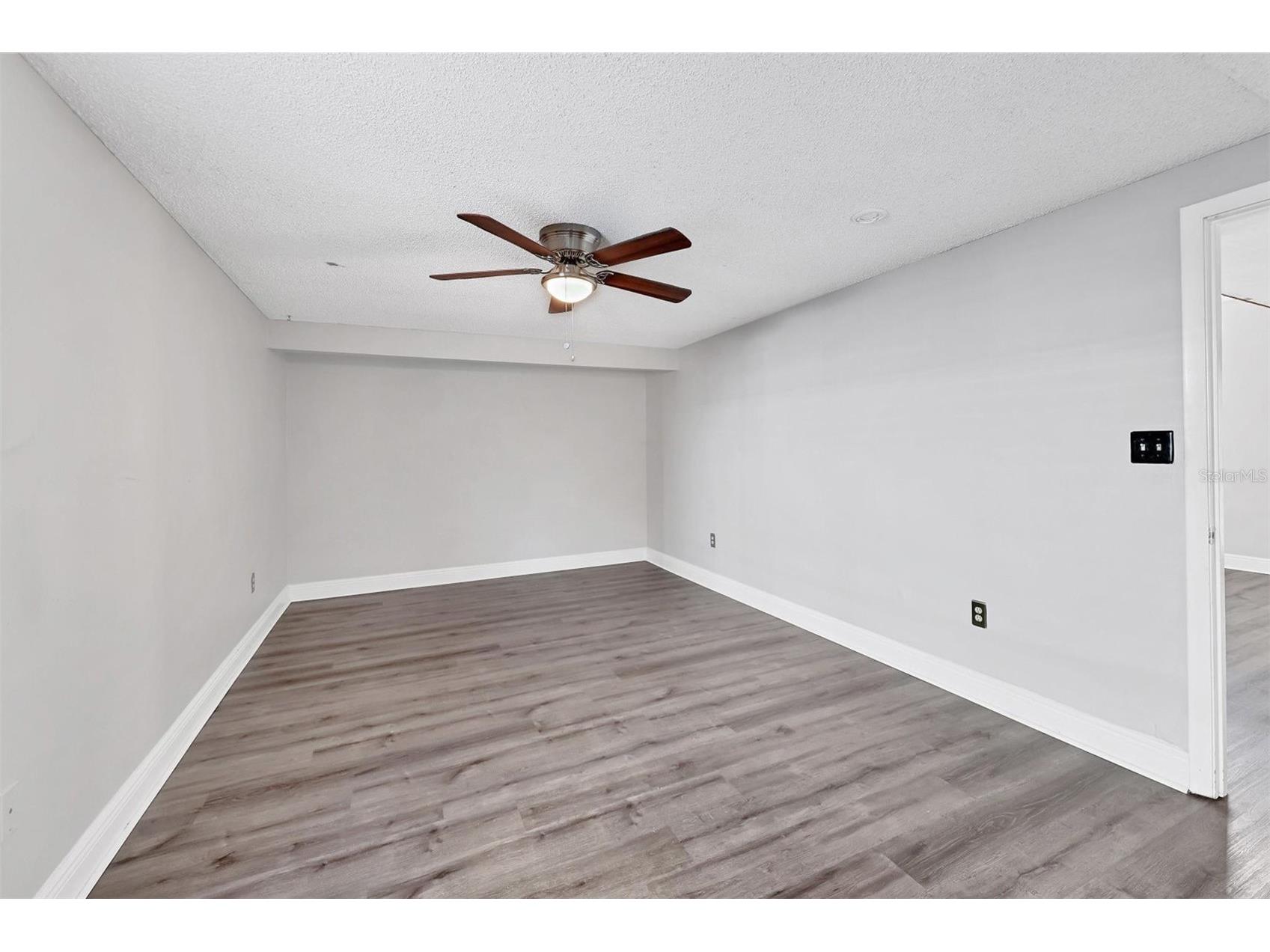 4038 Olive Avenue Sarasota FL 34231 A4683151 image23