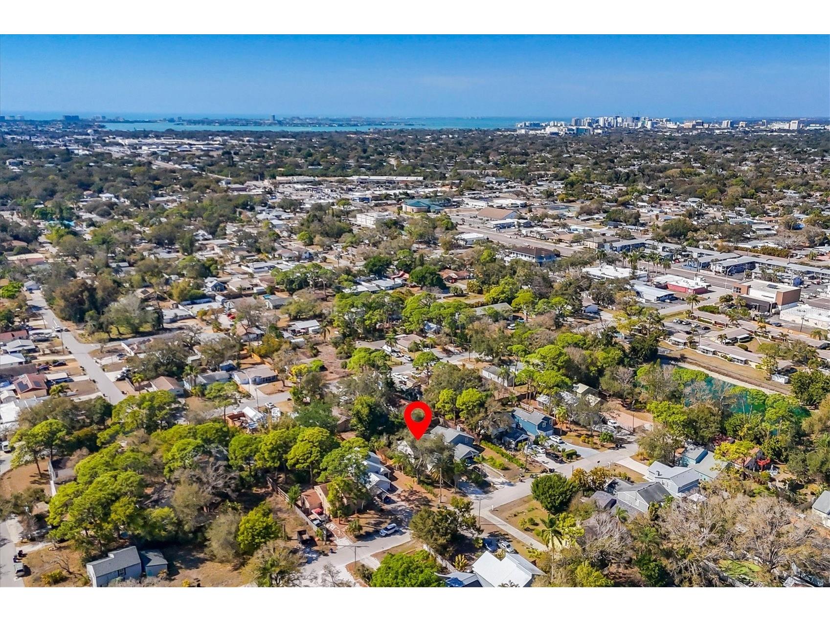 4038 Olive Avenue Sarasota FL 34231 A4683151 image46