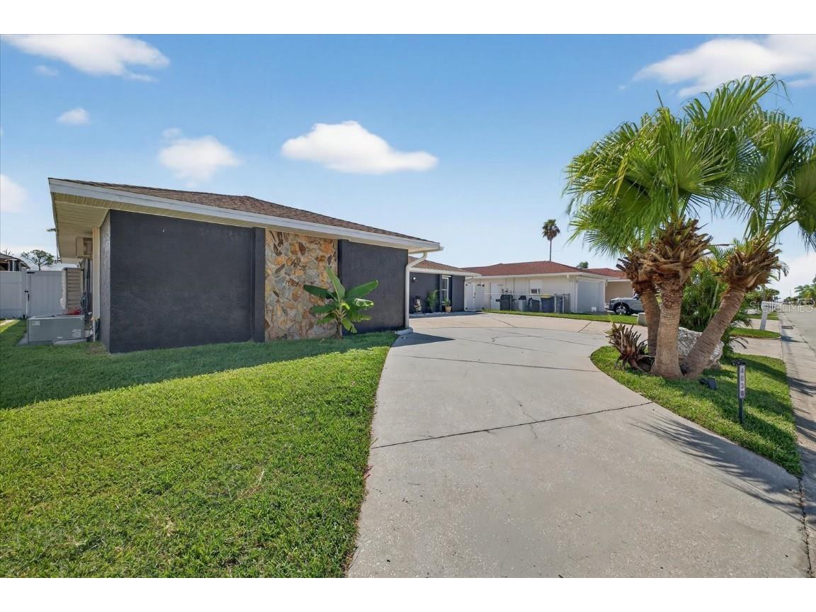 4038 Rudder Way New Port Richey FL 34652 W7879189 image70