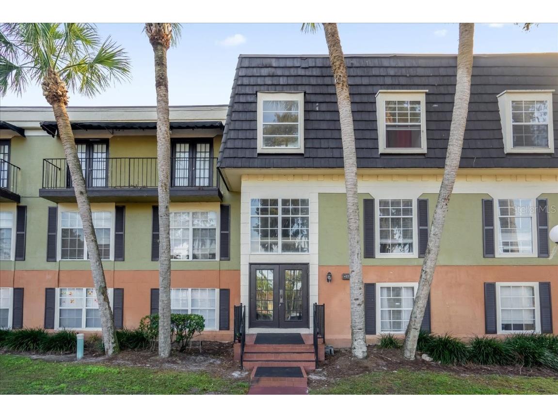 4038 Versailles Drive #4038 C Orlando FL 32808 O6263048 image1