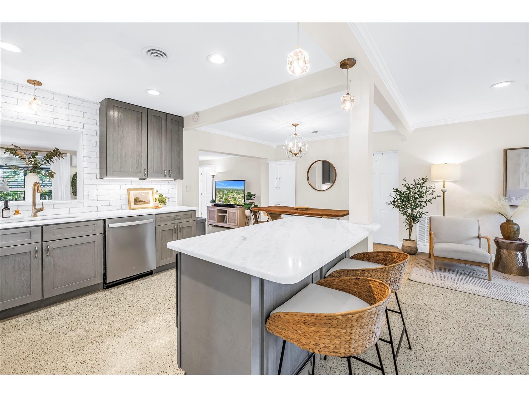 4039 Alberca Way S Saint Petersburg FL 33712 TB8503089 image20