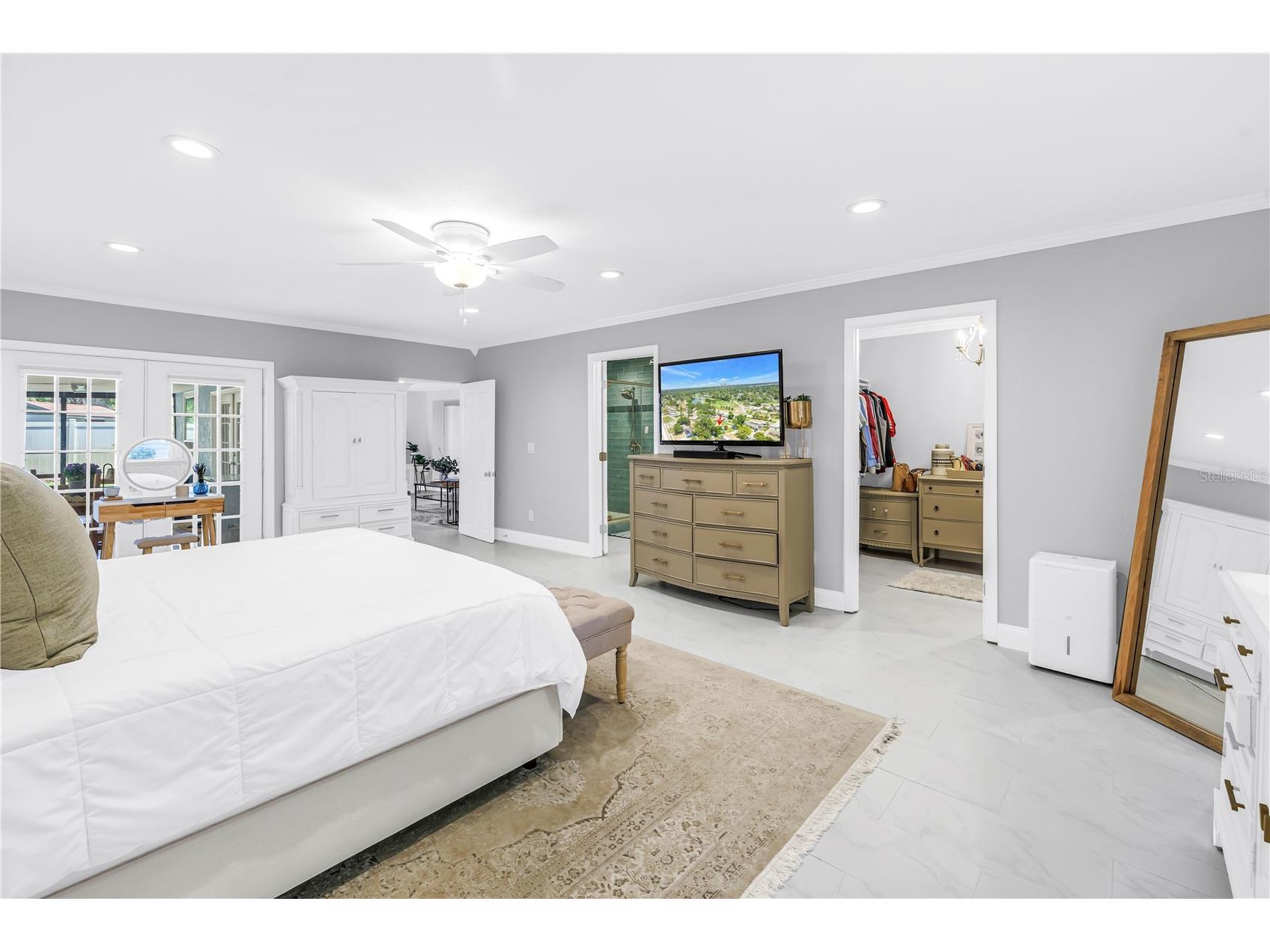 4039 Alberca Way S Saint Petersburg FL 33712 TB8503089 image35