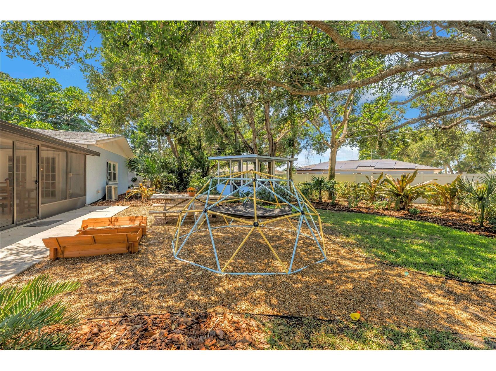 4039 Alberca Way S Saint Petersburg FL 33712 TB8503089 image72