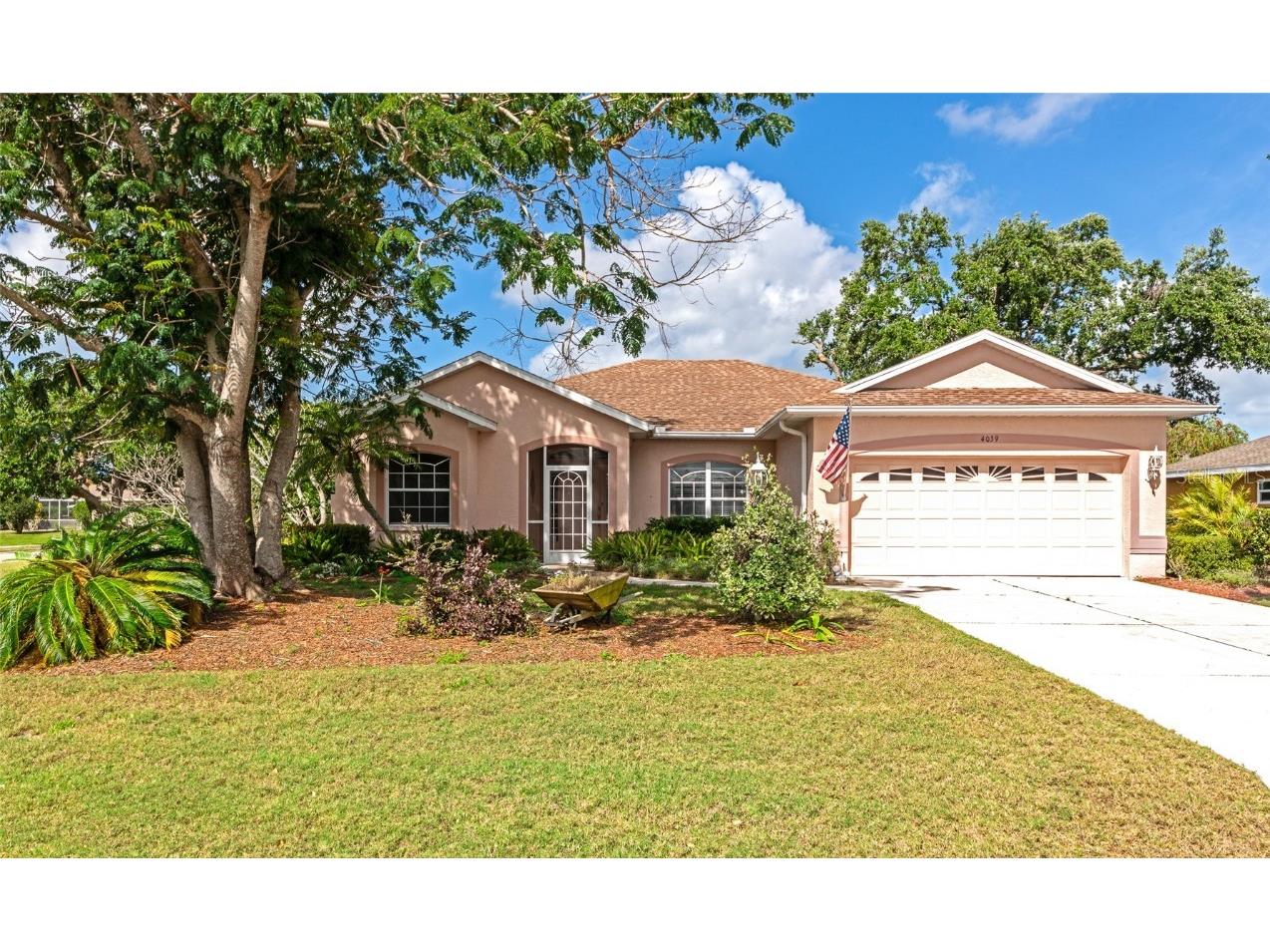 4039 Green Tree Avenue Sarasota FL 34233 A4647378 image1