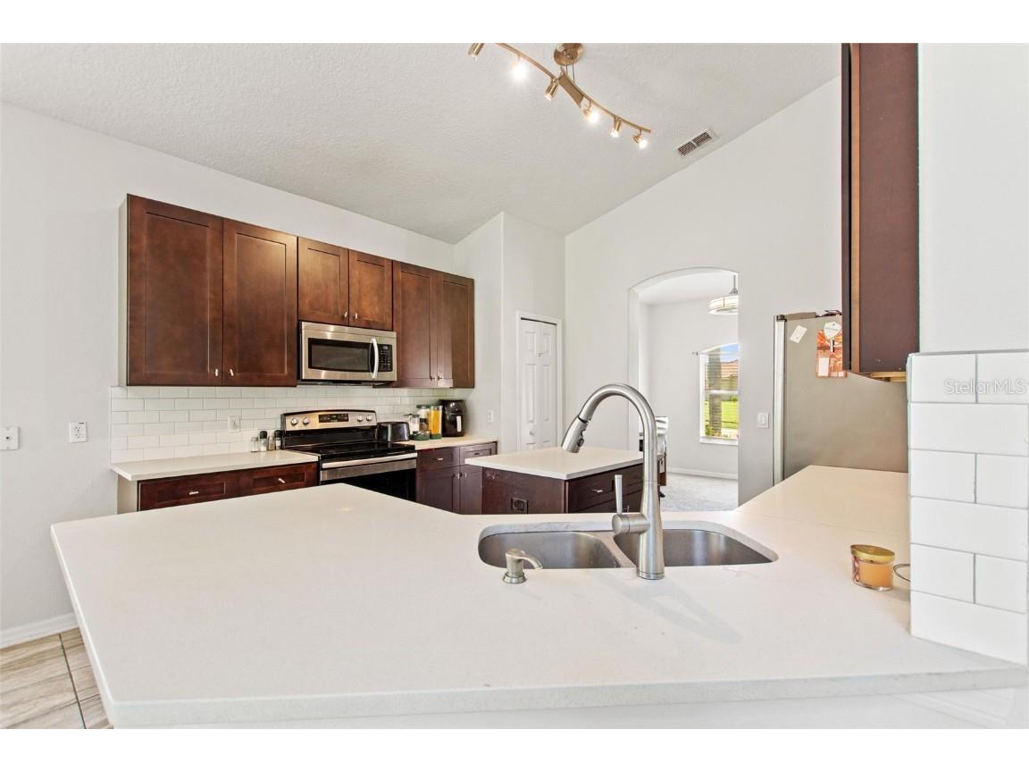 4039 Navigator Way Kissimmee FL 34746 P4936335 image10