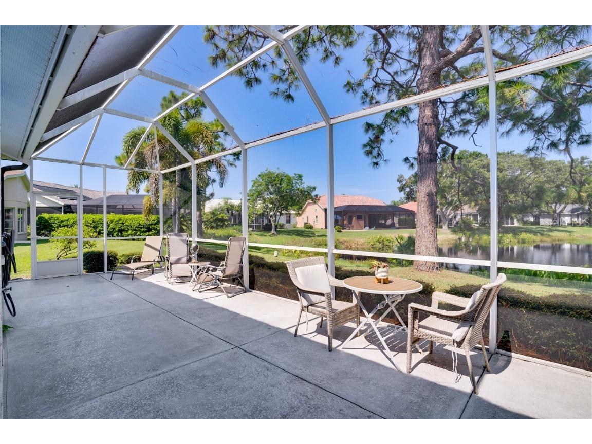 4039 Westbourne Circle Sarasota FL 34238 A4662802 image35