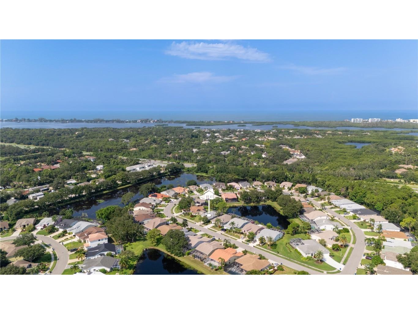 4039 Westbourne Circle Sarasota FL 34238 A4662802 image38