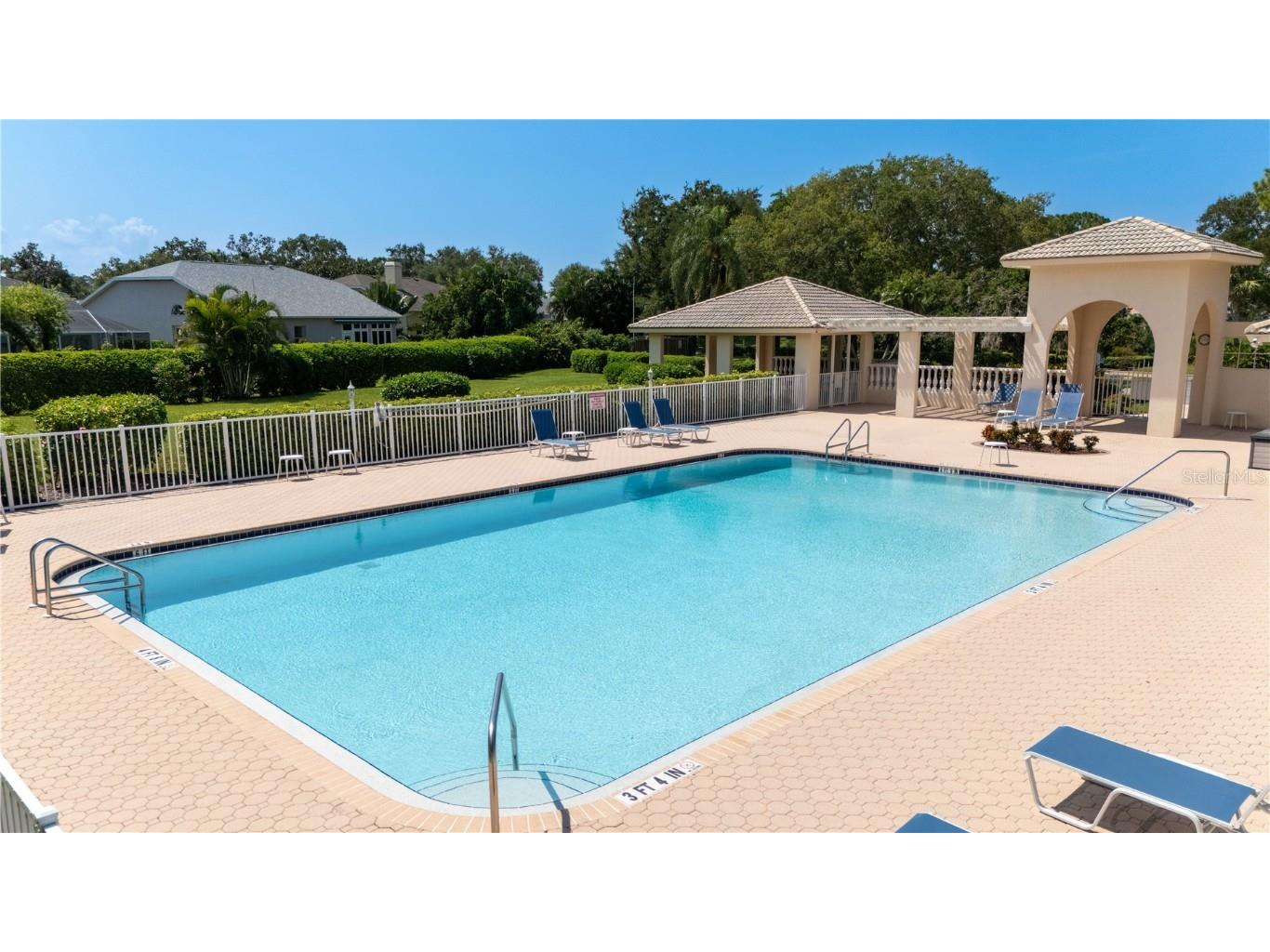 4039 Westbourne Circle Sarasota FL 34238 A4662802 image49