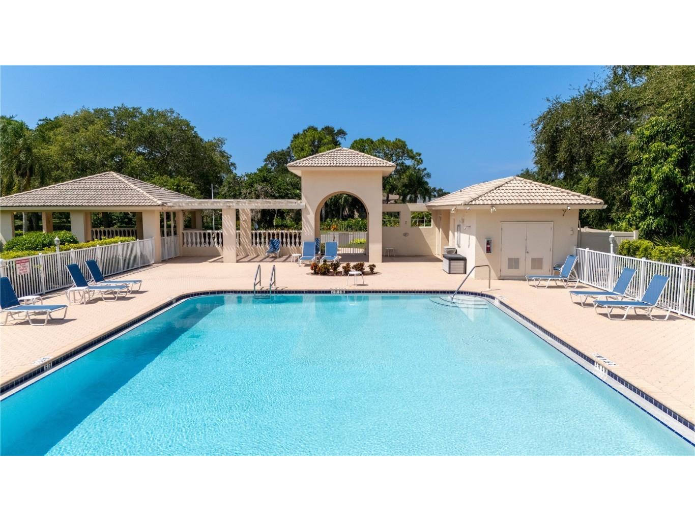 4039 Westbourne Circle Sarasota FL 34238 A4662802 image50