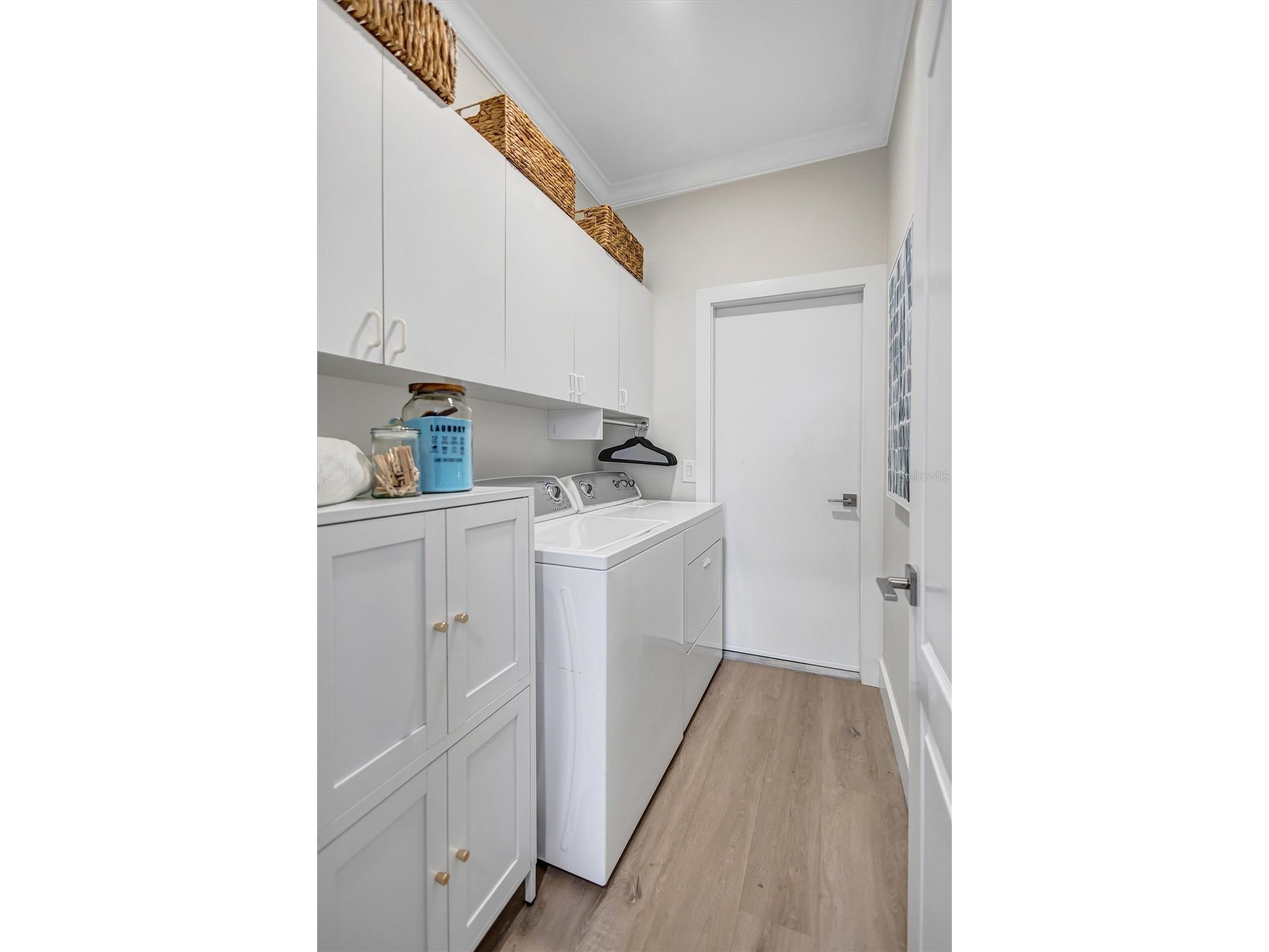 4039 Westbourne Circle Sarasota FL 34238 TB8487595 image21