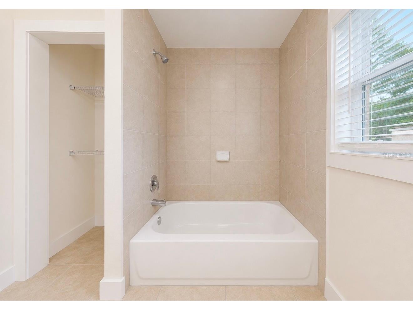 404 12th Street SW Ruskin FL 33570 TB8517448 image35