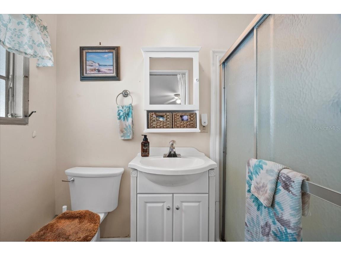 404 49th Avenue Drive W Bradenton FL 34207 A4661641 image19