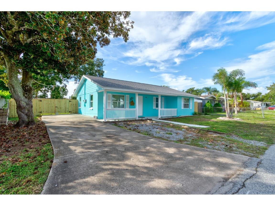 404 Adele Street Edgewater FL 32132 V4945314 image2