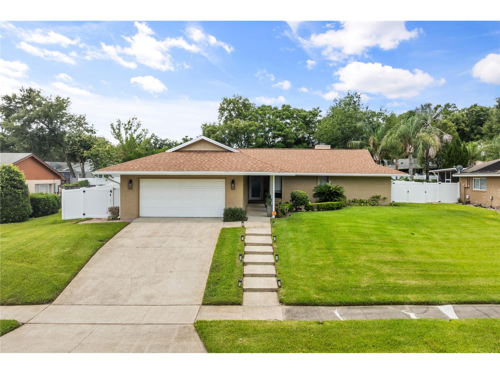 404 Barclay Avenue Altamonte Springs FL 32701 O6415191 image2