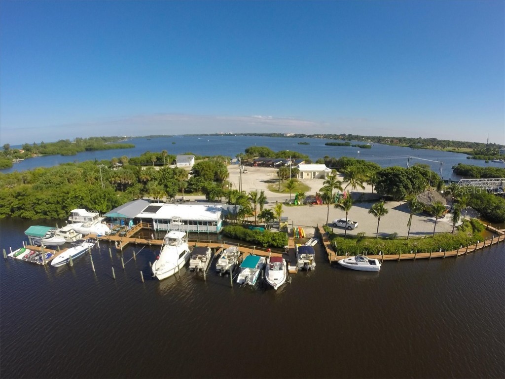 404 Bayside Lane Nokomis FL 34275 A4660022 image37