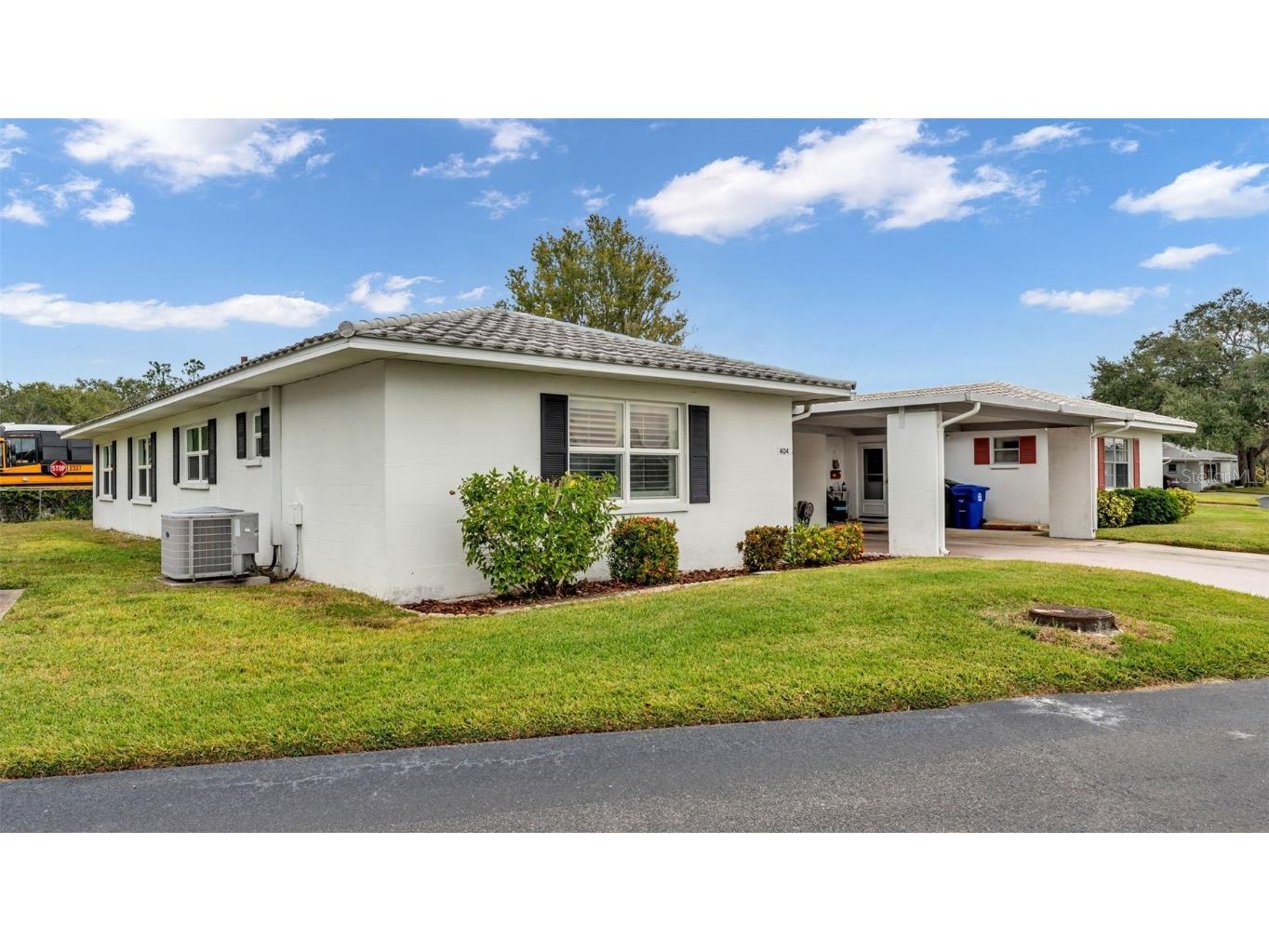 404 Cameo Drive Lakeland FL 33803 L4957195 image1