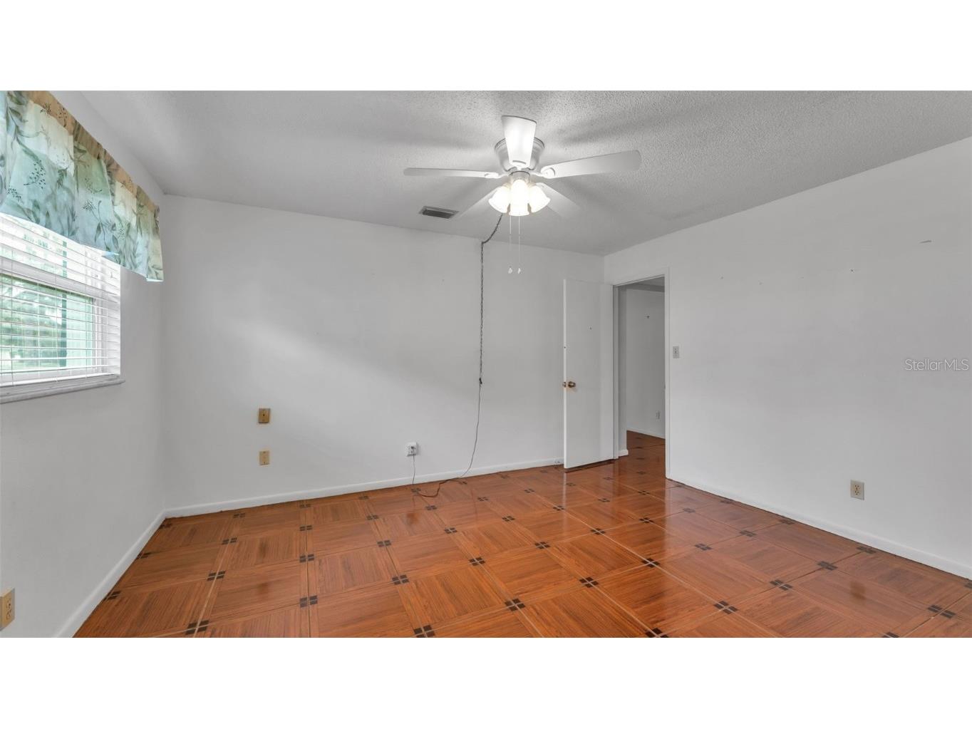 404 Cameo Drive Lakeland FL 33803 L4957195 image9