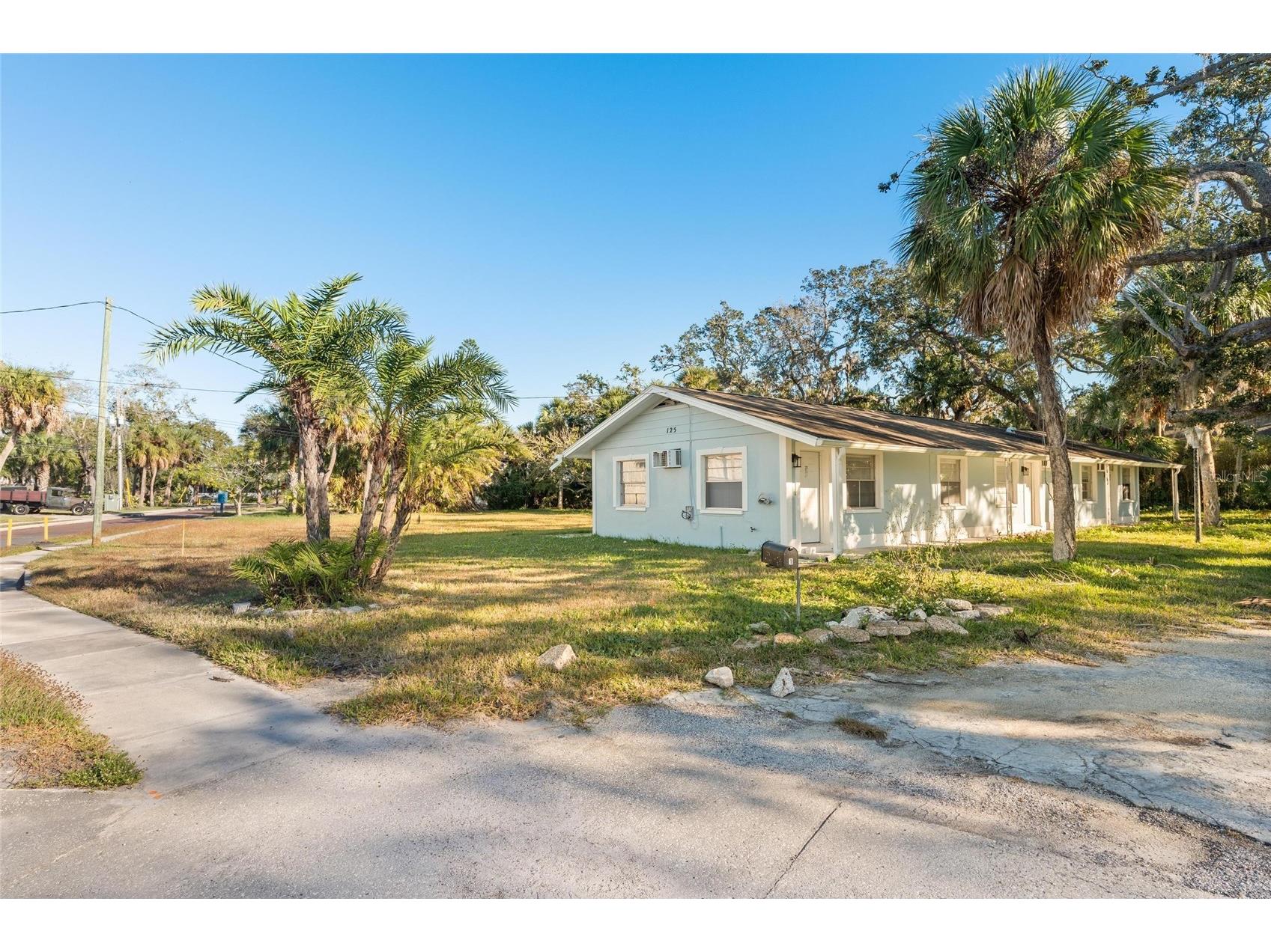 404 Canal Street Tarpon Springs FL 34689 W7882220 image12