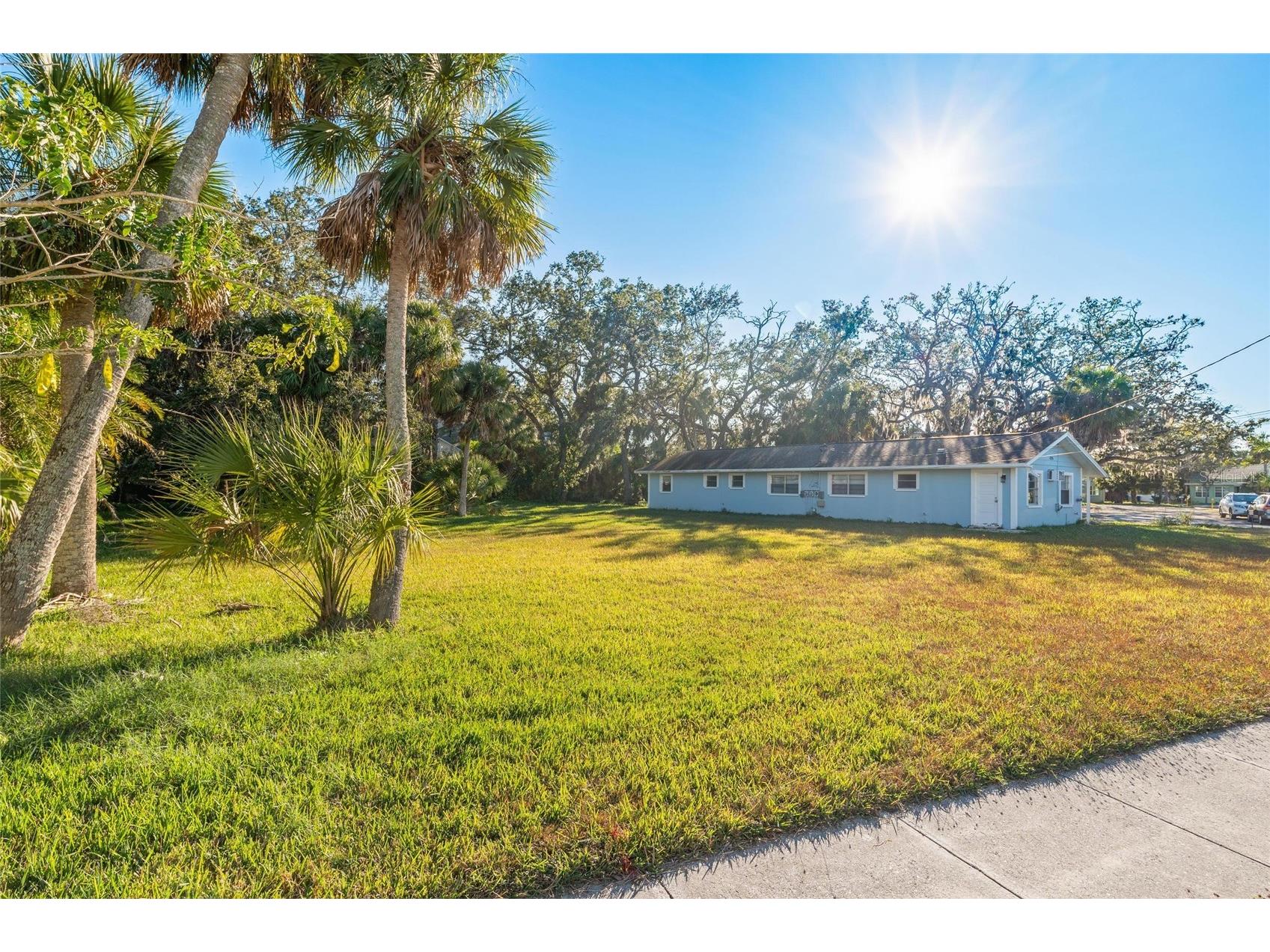 404 Canal Street Tarpon Springs FL 34689 W7882220 image9