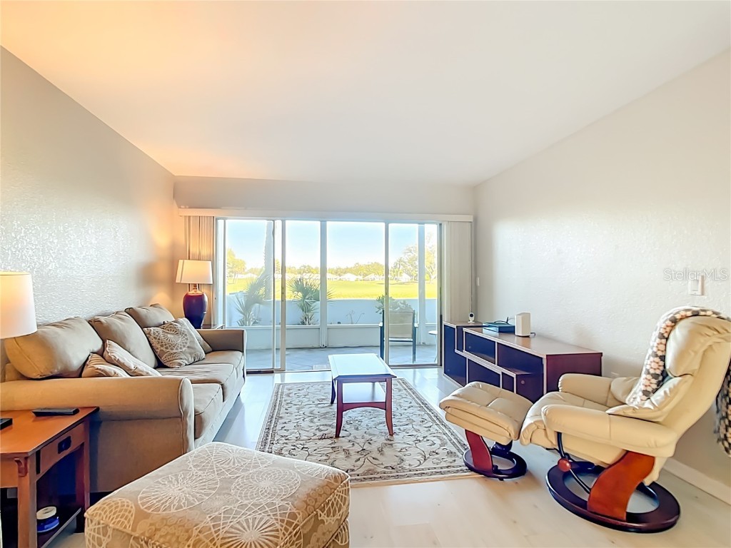 404 Cerromar Circle N #115 Venice FL 34293 D6145007 image2