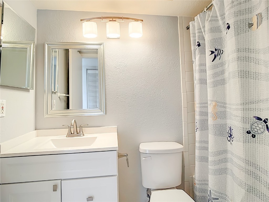 404 Cerromar Circle N #115 Venice FL 34293 D6145007 image27