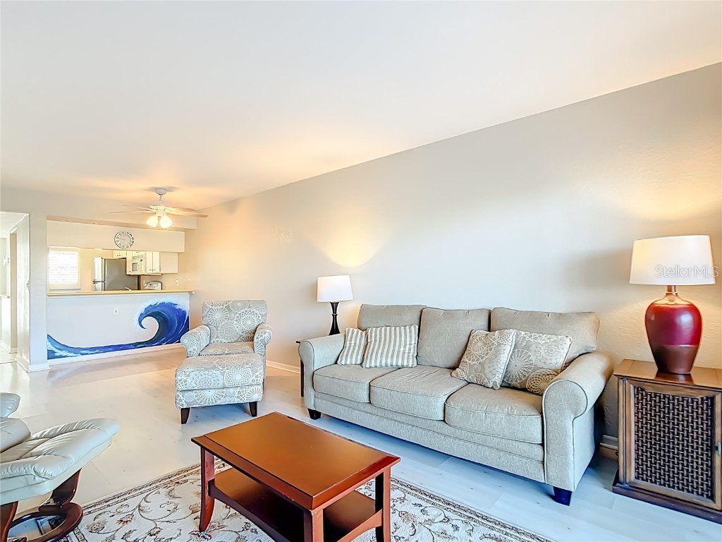 404 Cerromar Circle N #115 Venice FL 34293 D6145007 image3