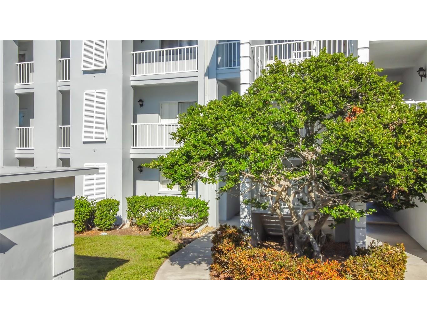 404 Cerromar Circle N #115 Venice FL 34293 D6145007 image40