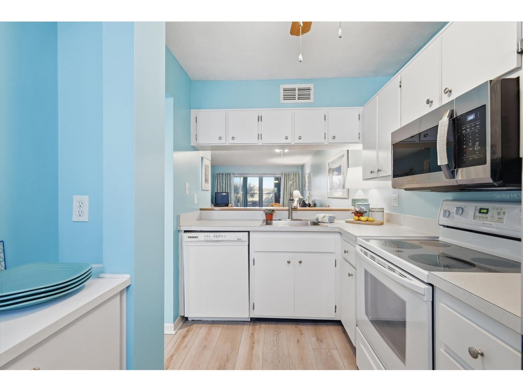 404 Cerromar Circle N #116 Venice FL 34293 N6142649 image11