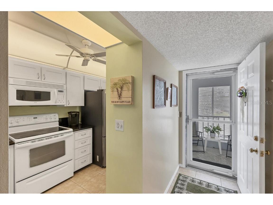 404 Cerromar Circle N #308 Venice FL 34293 A4666656 image9