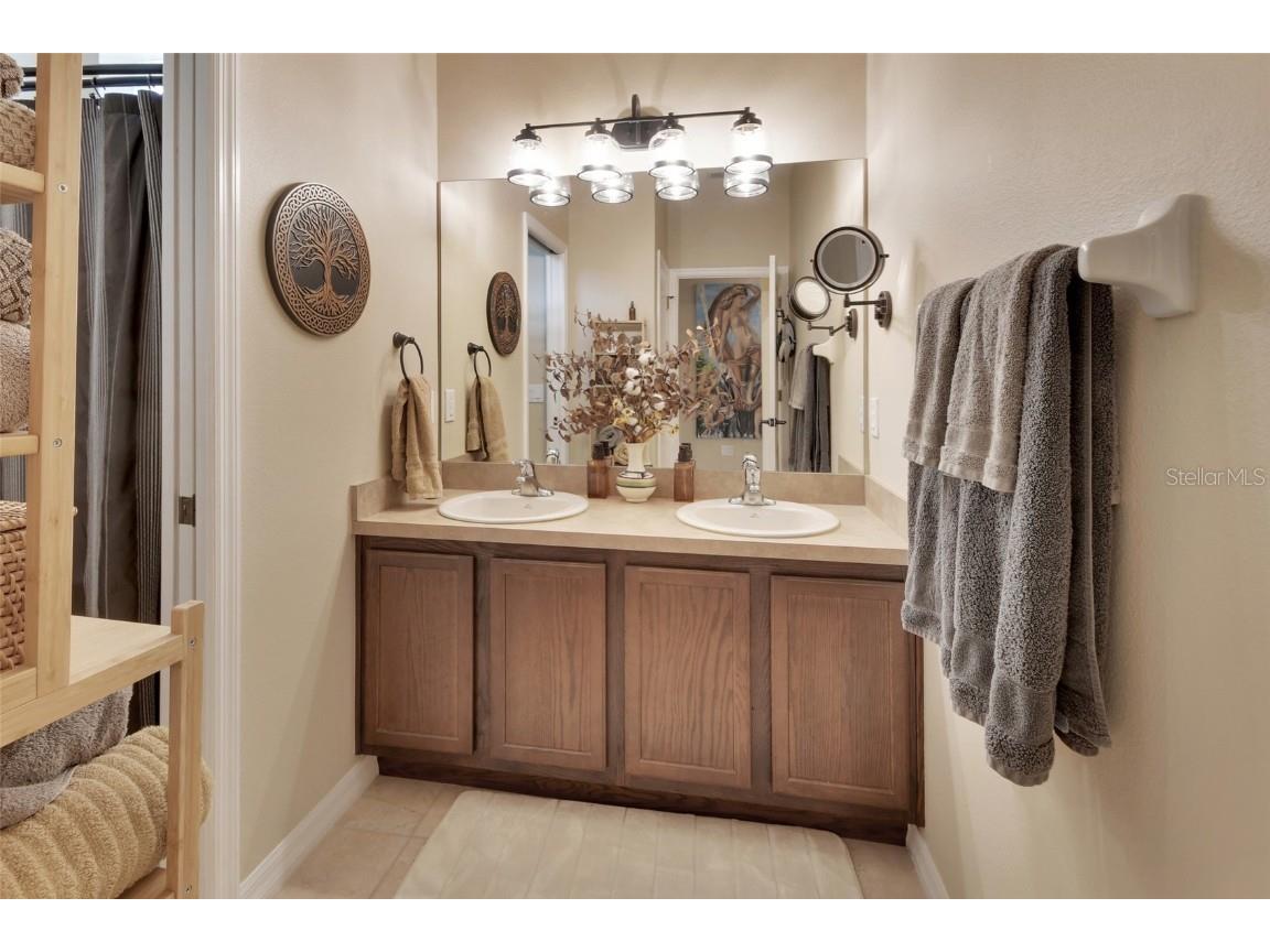 404 Country View Circle Deland FL 32720 V4946595 image15