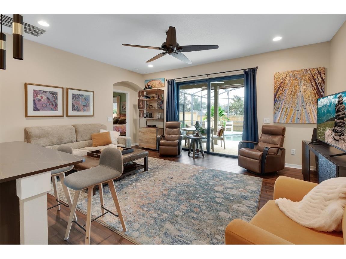 404 Country View Circle Deland FL 32720 V4946595 image4