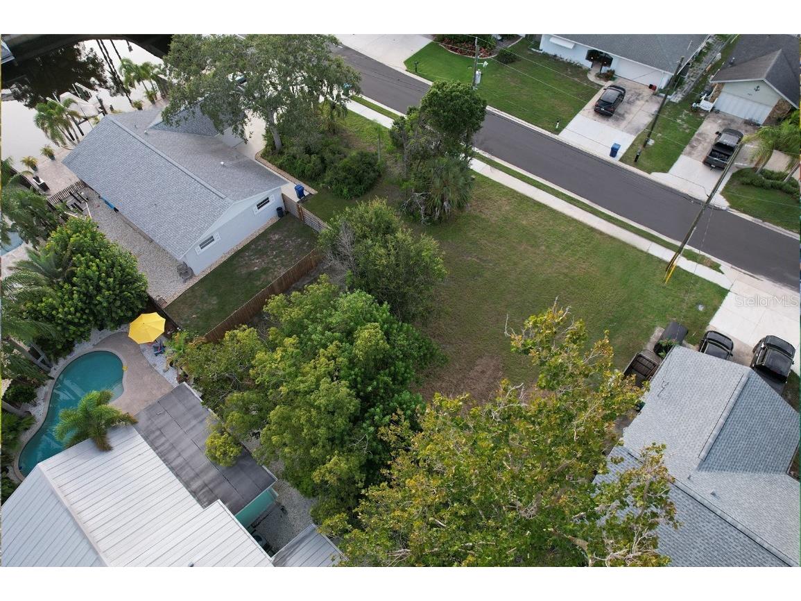 404 Crosswinds Drive Palm Harbor FL 34683 TB8409621 image1