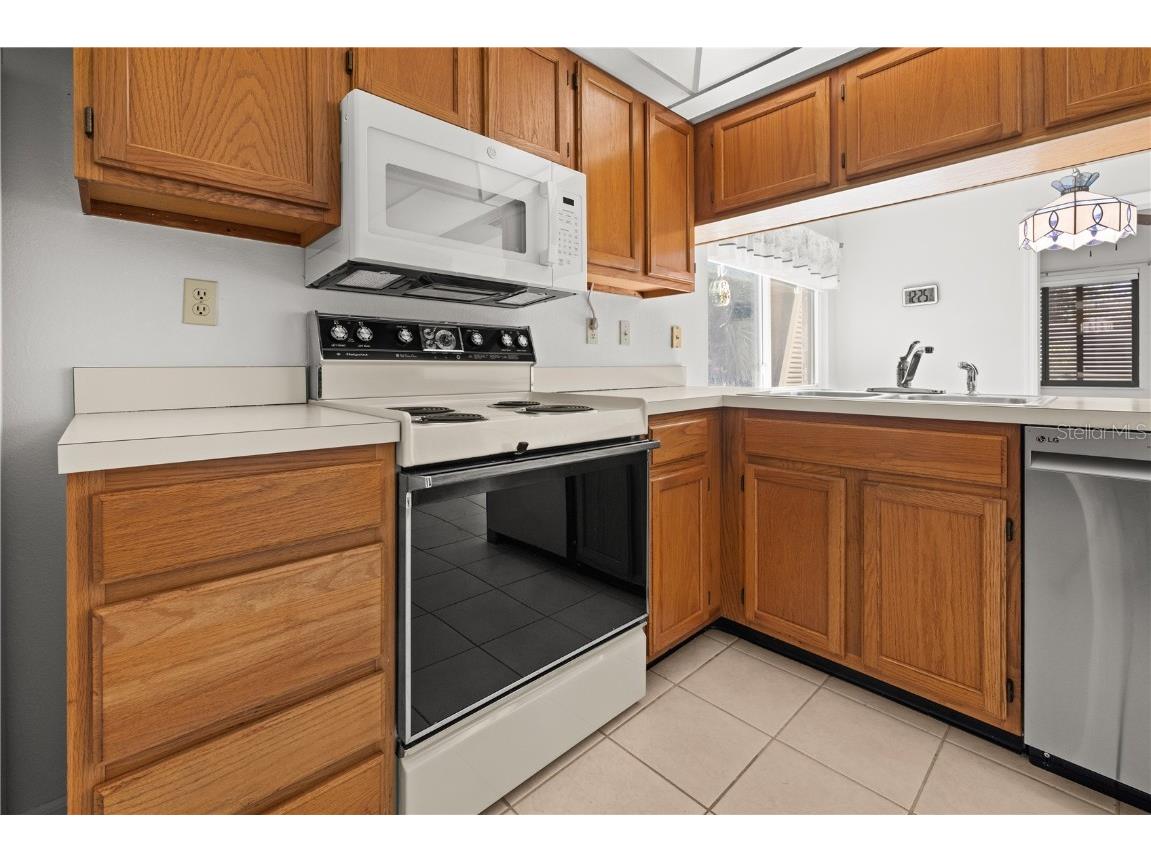 404 Cypress Forest Drive Englewood FL 34223 D6138338 image9