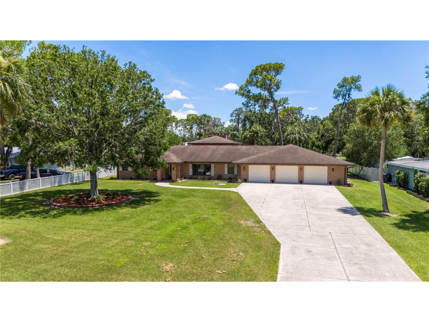 404 Dickman Drive SW Ruskin FL 33570 - RUSKIN INLET TB8406999 image2
