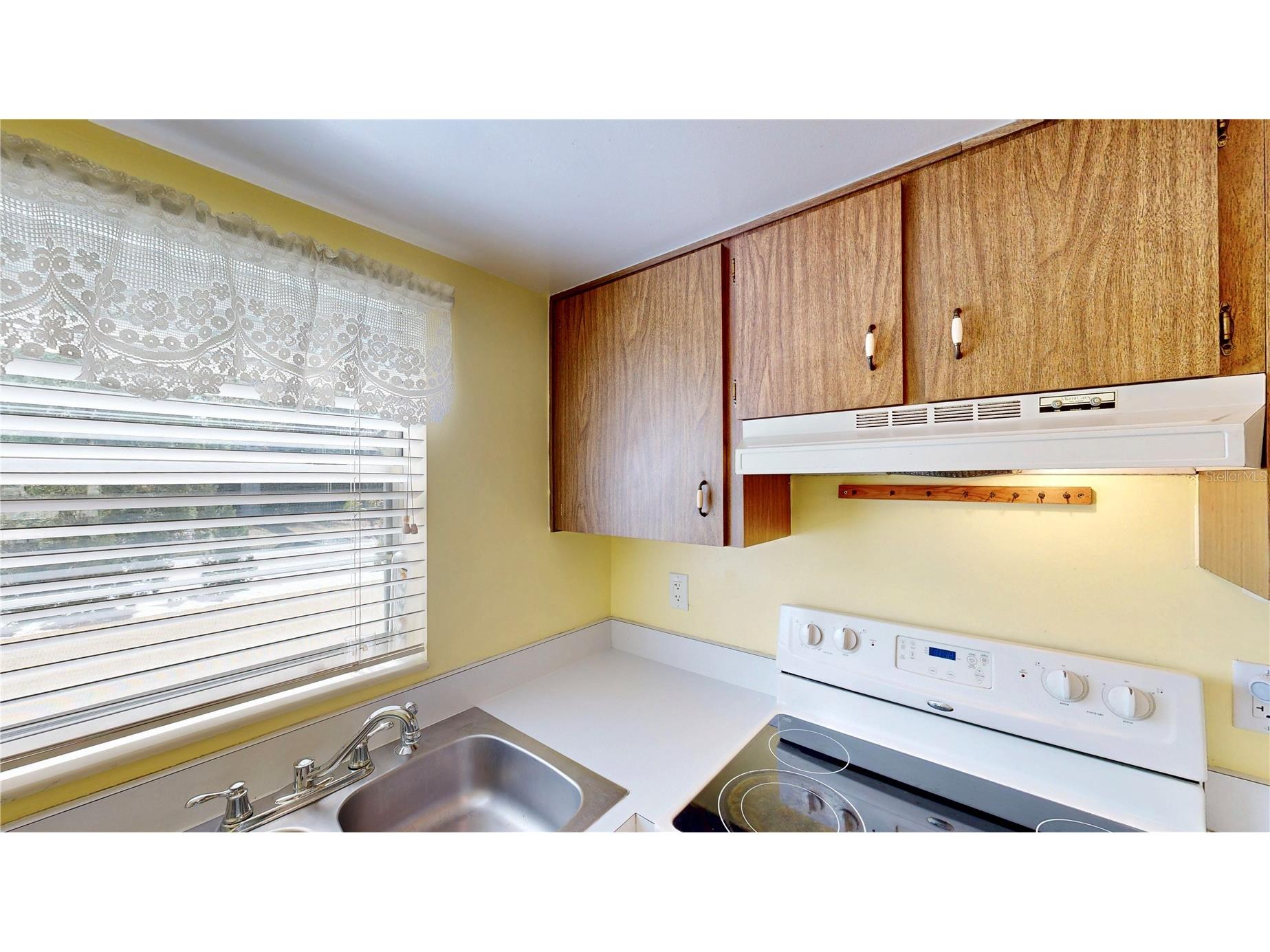 404 E Orlando Avenue #8B Ocoee FL 34761 O6386582 image6