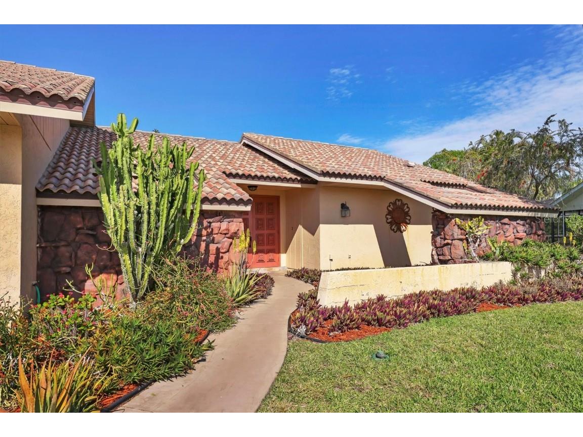 404 Firethorn Avenue Englewood FL 34223 A4527419 image1