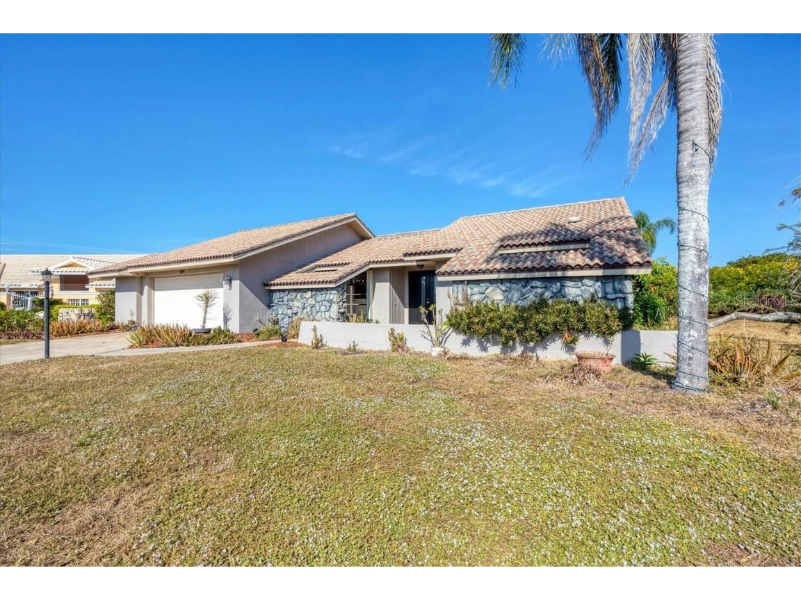 404 Firethorn Avenue Englewood FL 34223 C7518953 image1