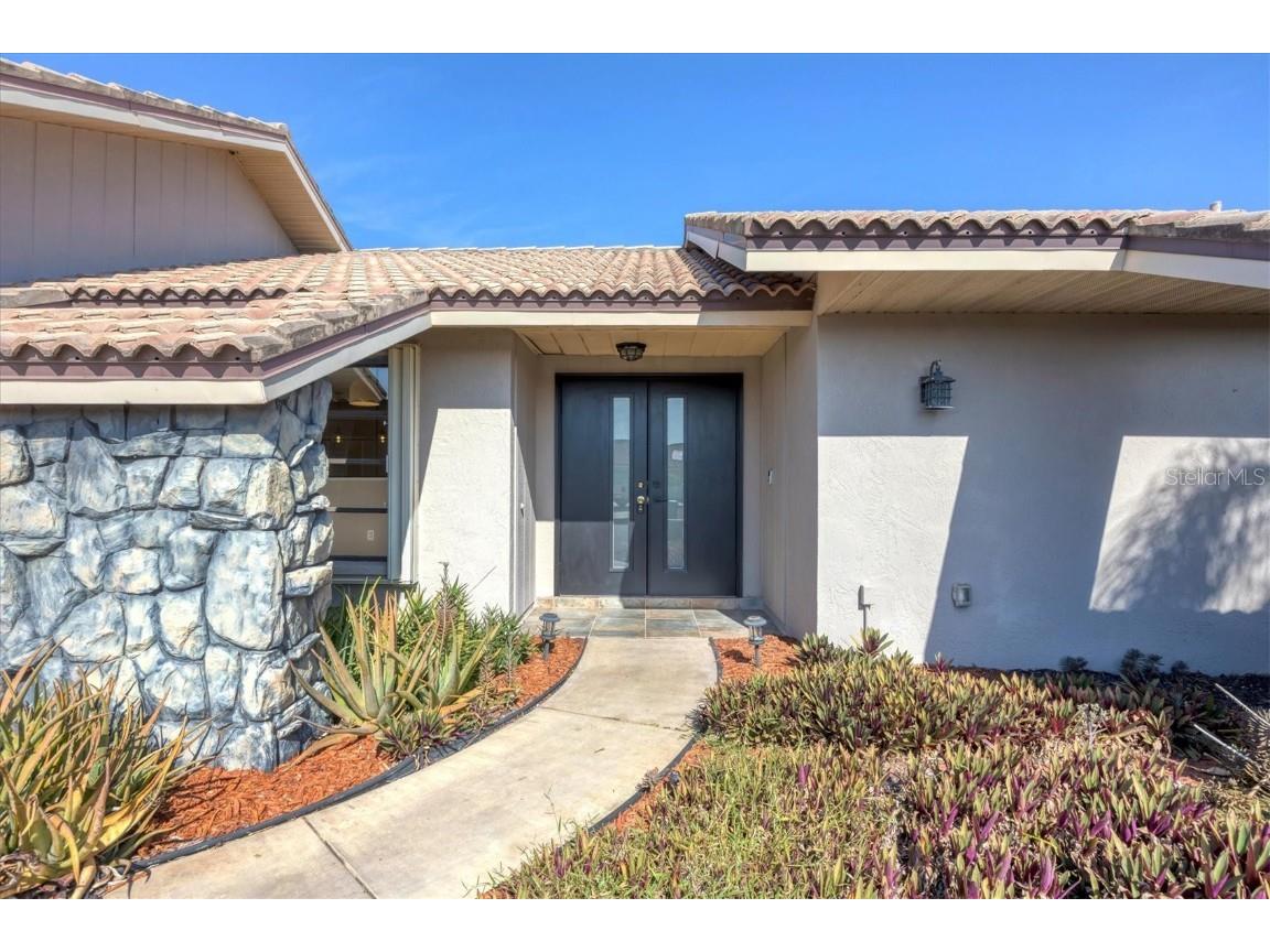 404 Firethorn Avenue Englewood FL 34223 C7518953 image3